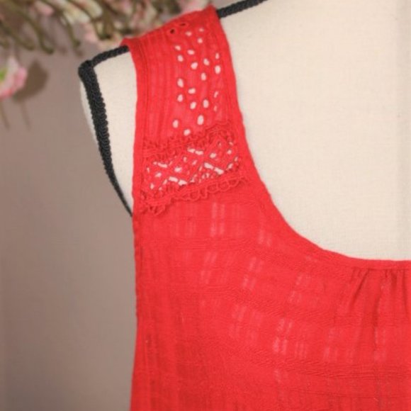 Knox Rose Tunic - Picture 2 of 5